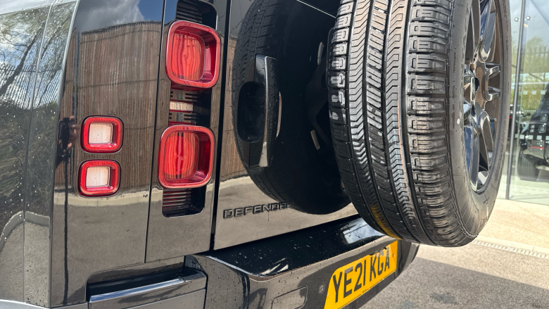 Land Rover Defender 3.0 D250 S 90 3dr Auto Diesel Estate